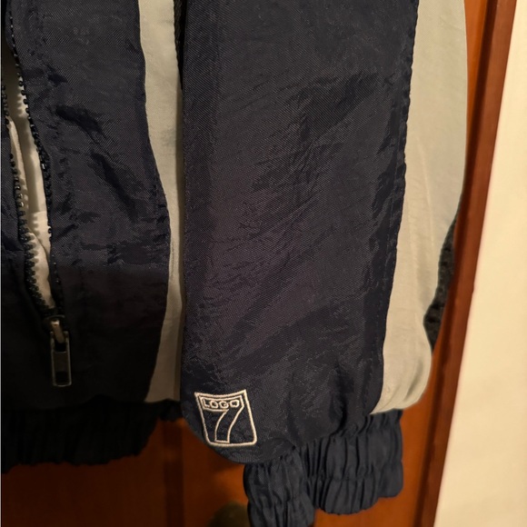 Dallas Cowboys winter jacket - Picture 4 of 4